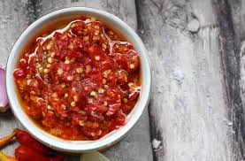 Chilli Garlic Sauce Shelf Life: 6 Months